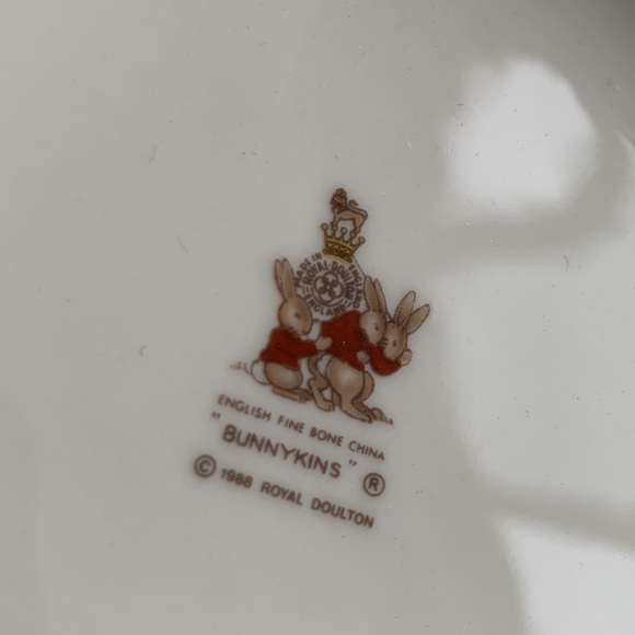 NIB Vintage Royal Doulton Bunnykins  Nursery Display Set - Picture 3 of 4